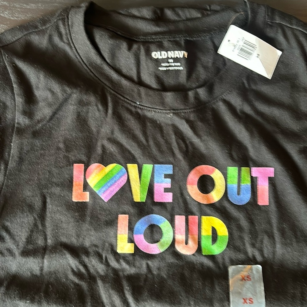 NWT Ladies Old Navy Tee